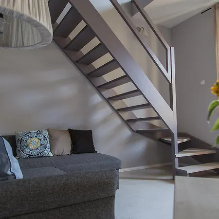Gaya Apartment